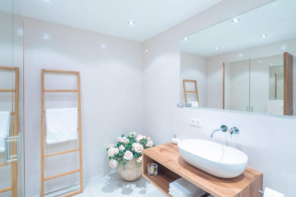 Modernes Apartment Josefiau ซาลซ์บูร์ก ภายนอก รูปภาพ